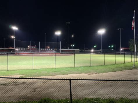 Sportsfield Lights 的图像结果