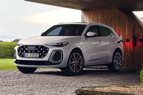 2026 Audi Q5 e-hybrid brings PHEV tech to new-gen SUV | CarExpert