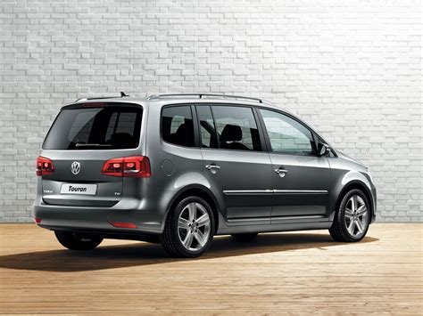 VOLKSWAGEN Touran Specs, Performance & Photos - 2010, 2011, 2012, 2013, 2014, 2015 - autoevolution