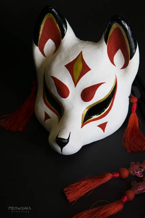 Маска Кицунэ | Japanese fox mask, Kitsune mask, Japanese mask