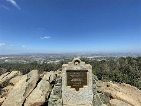 Cowles Mountain Trail - Trails Near Me