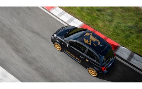 New Abarth 695 75° Anniversario: the limited edition in only 1,368 ...