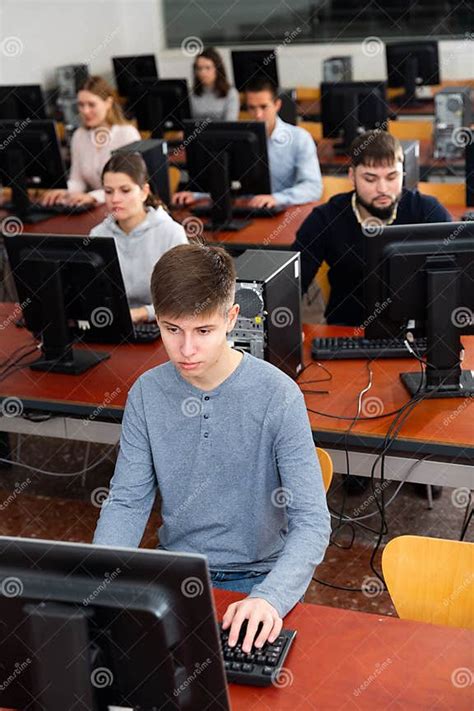 Beginner Computer Lessons for Adults 的图像结果