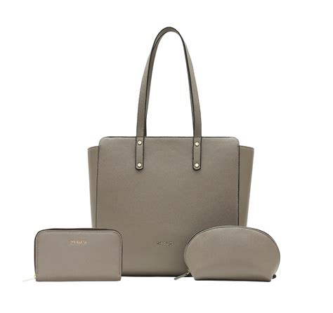 Beyond Croco Tote Bag with Zipper-Wine | The Gusto