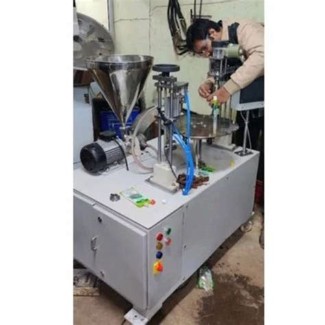 Filling Machine - Spout Pouch Filling Machine Manufacturer from Noida