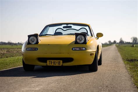 My little Miata that could. Imported in '98 from Canada to the Netherlands. : r/Miata