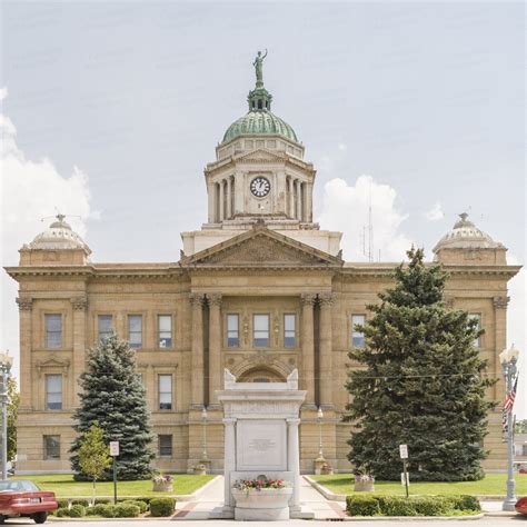 Wyandot County Courthouse (Upper Sandusky, Ohio) | Stock Images | Photos