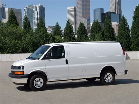 CHEVROLET Express specs - 2008, 2009, 2010, 2011, 2012, 2013, 2014 ...