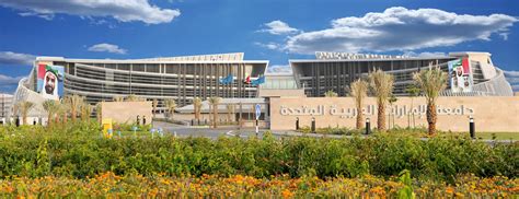 迪拜最好的六所大学一览 最便宜一年仅需要1万6人民币 _课程