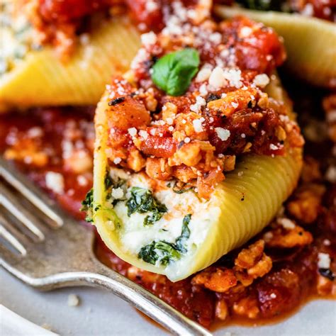 How to Make Meat Stuffed Shells 的图像结果