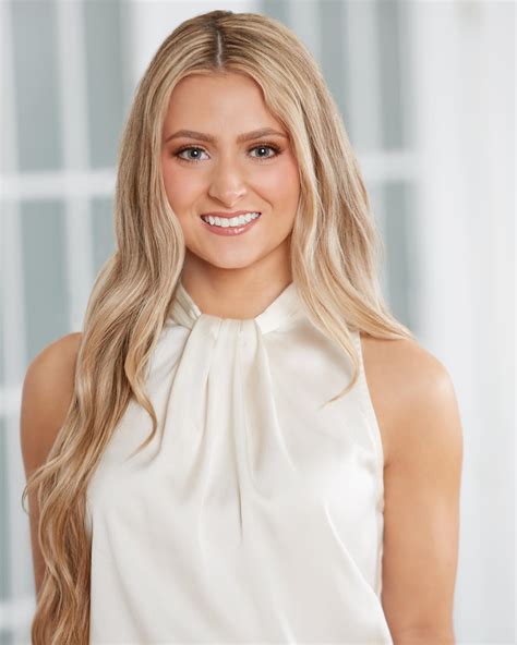 Lauren Arpin Real Estate (@laurenarpin_realestate) • Instagram photos ...