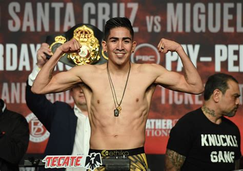 Leo Santa Cruz Wallpapers (7 images) - WallpaperCat