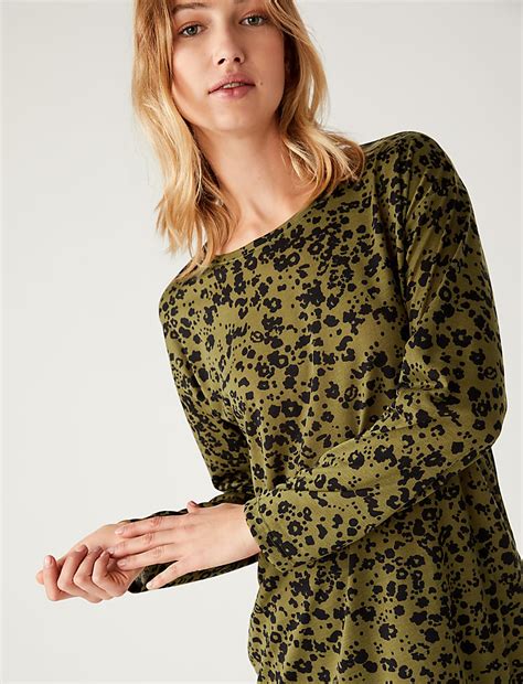 Buy Printed Relaxed Longline Top at Marks & Spencer