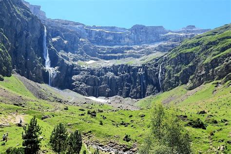 ECAPADE PYRÉNÉENNE (2025) All You Need to Know BEFORE You Go (with ...