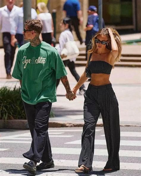 Indie Rock Girl Fashion