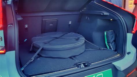 2023 Volvo C40 Recharge Electric Coupe SUV Unveiled In India: Design ...