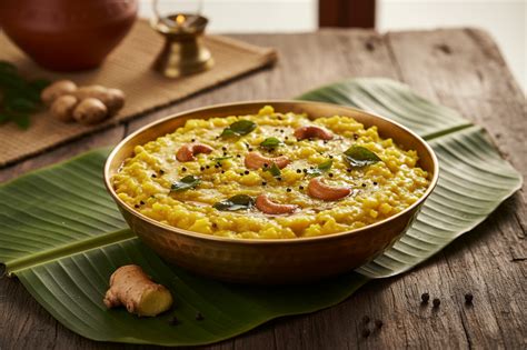 Pongal Recipe | Authentic Tamil Rice & Lentil Dish with Phoran Spices