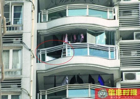 2岁男童27楼坠下殒命 阳台护栏玻璃板缺失(图)-搜狐新闻