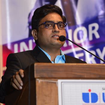 About UID Surat | Leading Provider of Designing Courses