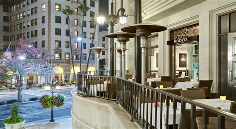 208 Rodeo | Restaurants in Beverly Hills, Los Angeles