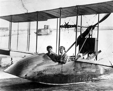 The first-ever commercial air flight, Tony Jannus (r) flew passenger ...