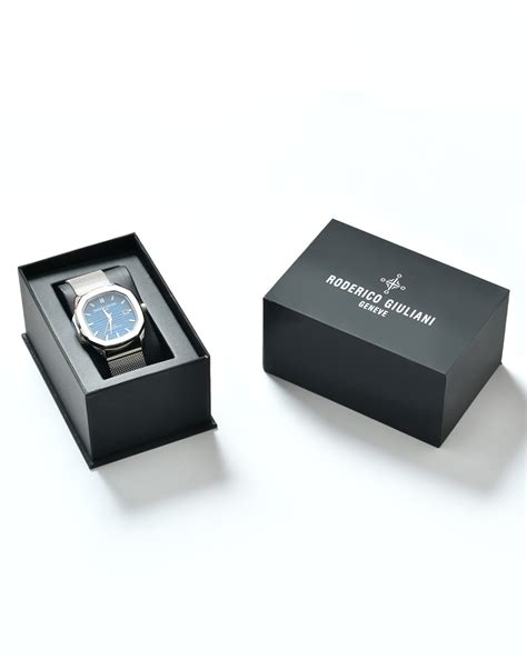 RODERICO GIULIANI ANALOG BLUE DIAL SILVER CASE SILVER MESH STRAP MEN'S