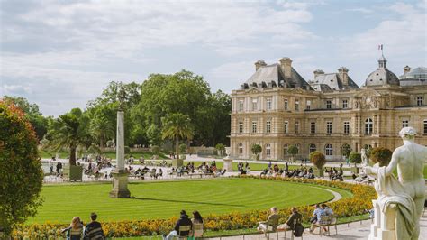 Gardens, Parks and Places to Visit in Paris on Foot - The New York Times