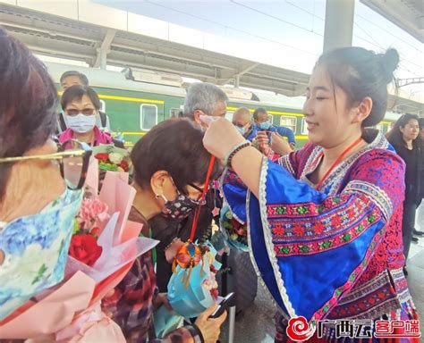 广西迎来3年疫情后的首个入境旅游团队_腾讯新闻