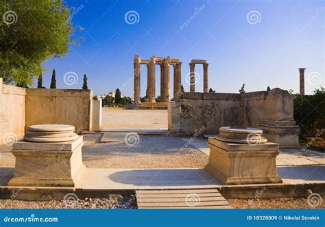 Temple of the Olympian Zeus at Athens, Greece Stock Image - Image of ...