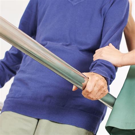 Rehabilitation: ein Blick in die Schweiz und nach Österreich ...