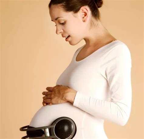 在这个孕周，胎儿容易出现缺氧的情况，准妈妈要注意
