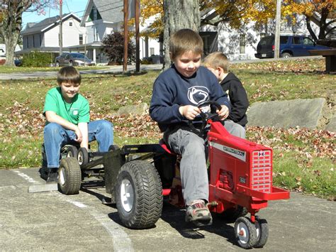 Homemade Tractor Pulls 的图像结果