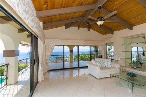 Enjoy Spectacular Views Living On Hawaii Loa Ridge In Honolulu - Hawaii ...
