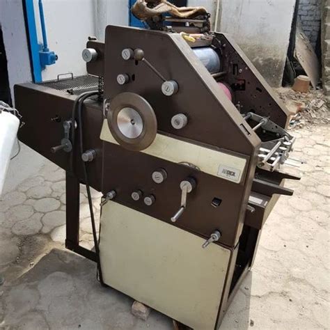 Wedding Card Embossing Machine 的图像结果