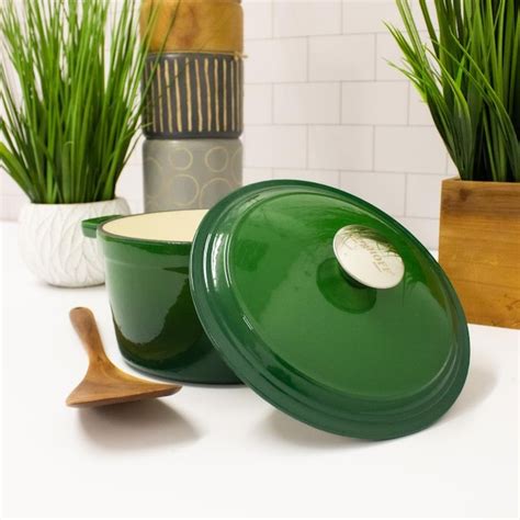 BergHOFF Neo 3-Quart Cast Iron Dutch Oven in the Cooking Pots ...