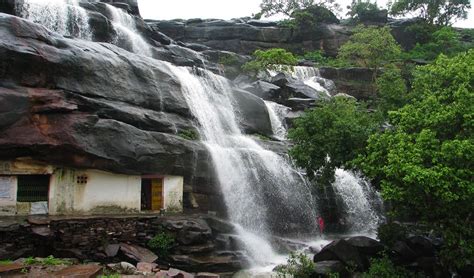 Amargarh Waterfall Trek - Today’s offer Rs.999 ( 24 % off)