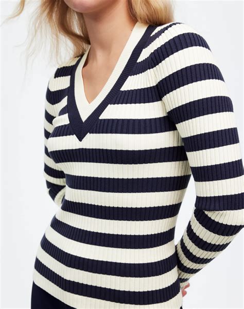 V-Neck Sweater in Stripe | Madewell