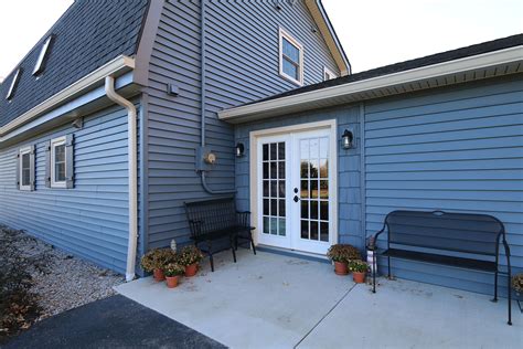 Reviews - Universal Windows Direct