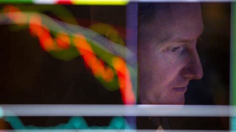 Hedging against volatility | Fox Business Video