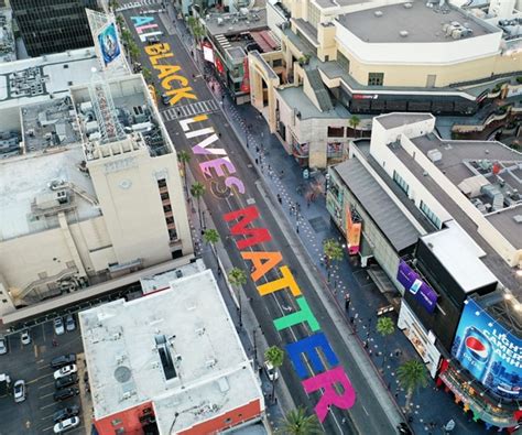 'All Black Lives Matter' Painted on LA's Hollywood Boulevard | Newsmax.com