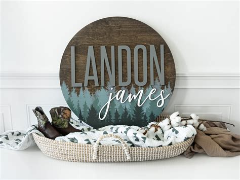 33 Simply Stunning Nursery Name Signs That You Will Adore - Messy Bun ...