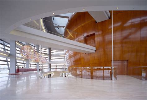 Opera House: 7 contemporary, stunning structures from the world ...