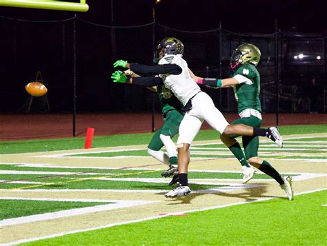 PSAL High School Football: New Dorp keeps their winning streak alive ...
