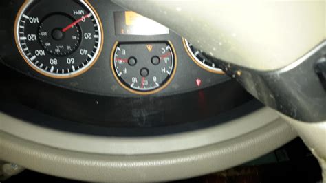 Nissan Altima Airbag Light Stays On 的图像结果
