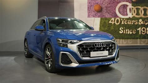 Audi SQ8 launched in India at Rs 1.78 crore - Performance and features ...