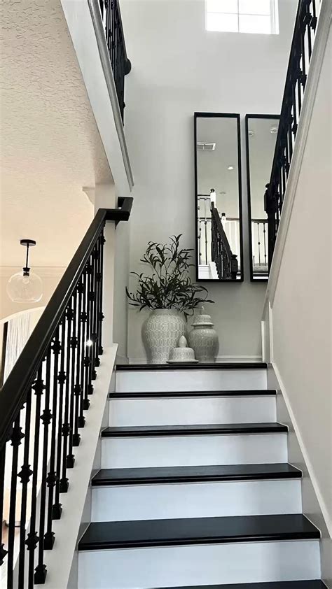 Home decor foyer - Modern entryway ideas | Staircase wall decor, Stairs ...