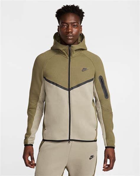 Nike Tech Men's Full-Zip Windrunner Hoodie. Nike HR