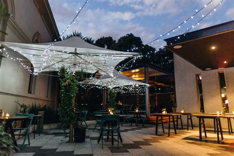 The best venues for your cocktail engagement party | Easy Weddings