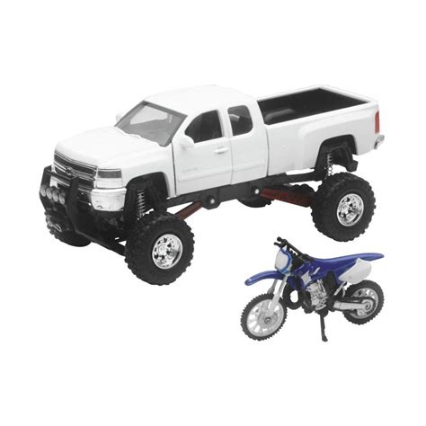 New Ray Toys 1 32 Modern Scale Truck And Dirt | Desertcart INDIA