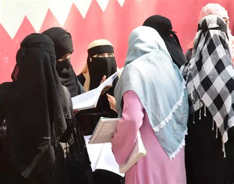 Supreme Court Gives Split Verdict On Karnataka Hijab Ban, Matter ...